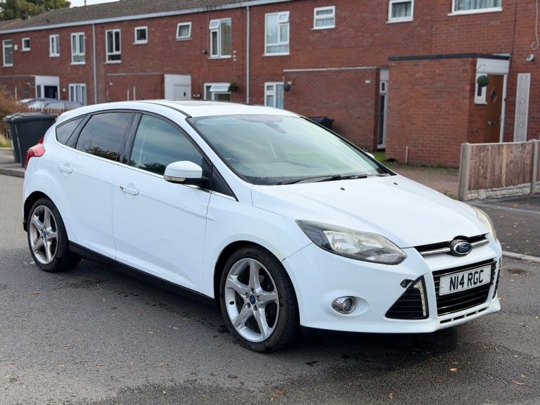 Ford, FOCUS, Hatchback, 2011, Manual, 1560 (cc), 5 doors
