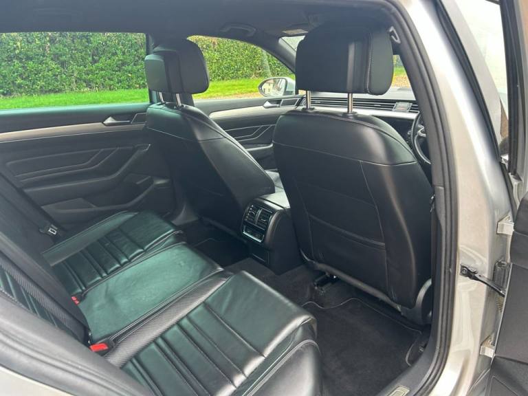 2020 20 VOLKSWAGEN PASSAT 2.0 TDI EVO R-LINE ESTATE 5DR DIESEL MANUAL EURO 6 (S/