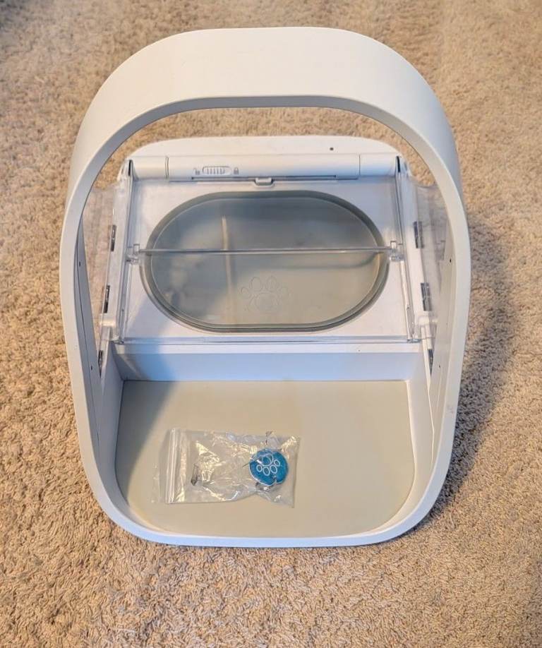 Sure Petcare Surefeed Microchip Pet feeder