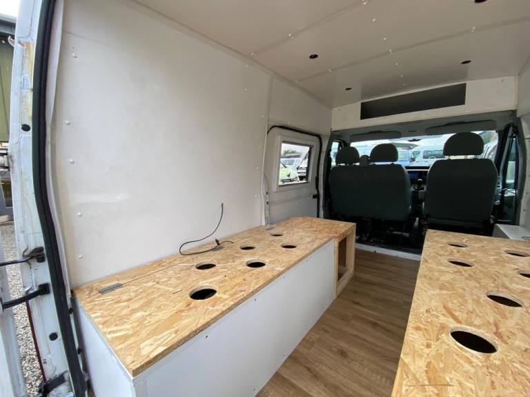 2009 Ford Transit Medium Roof Van TDCi 85ps PANEL VAN DIESEL Manual