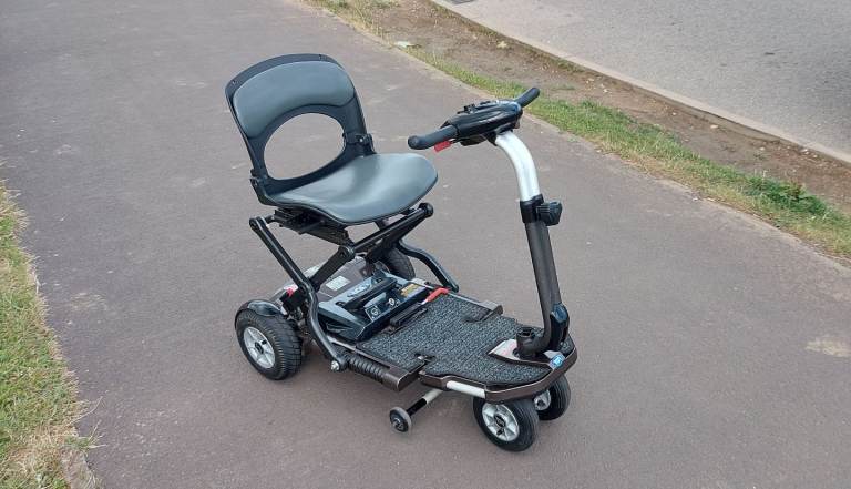 Minimo ultra light folding mobility scooter *I can deliver*