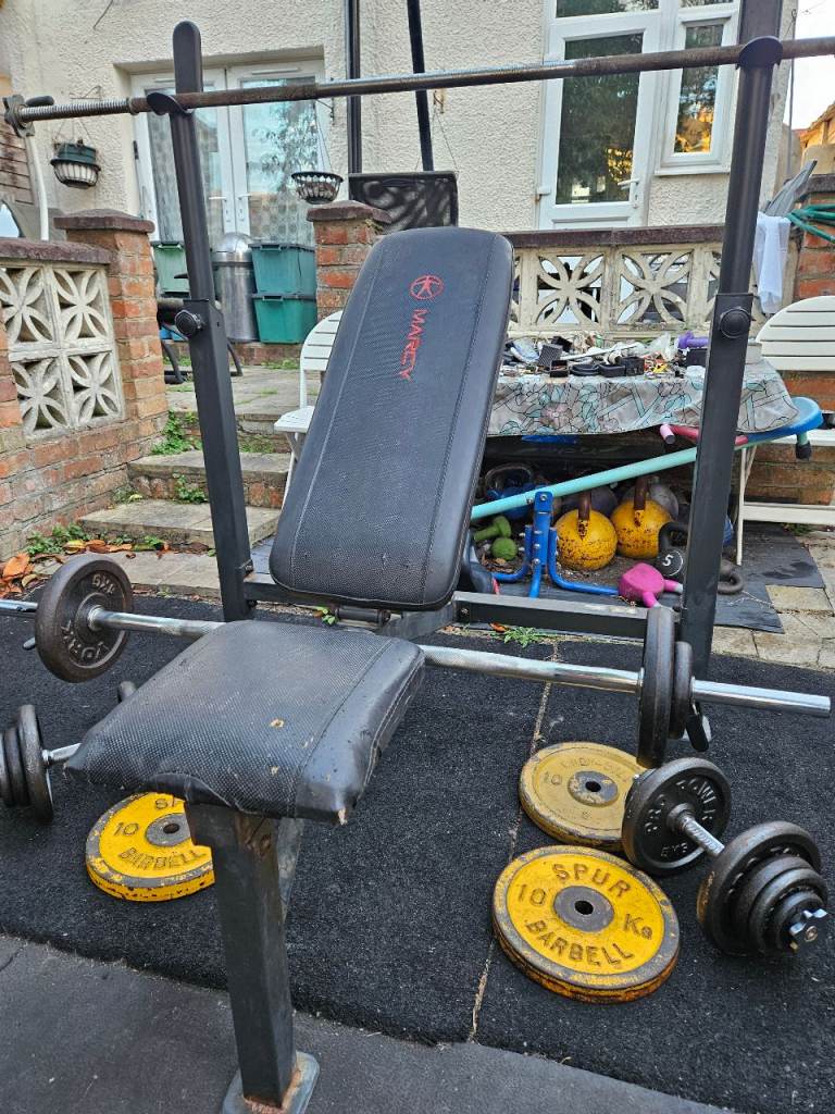 Weights bench with weights 