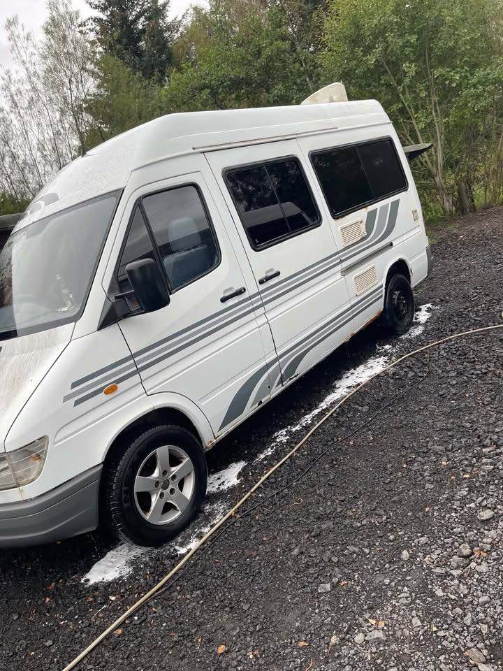 Mercedes Sprinter 310d Mark 1 - Breaking, Most parts available, OM602 2.9 5 cylinder engine 