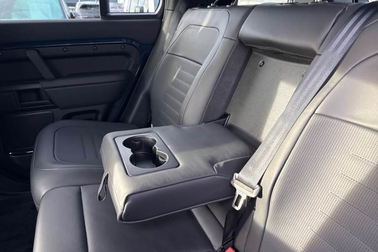 2025 Land Rover Defender 110 4.4 P635 V8 MHEV OCTA Auto 4WD Euro 6 (s/s) 5dr SUV Automatic