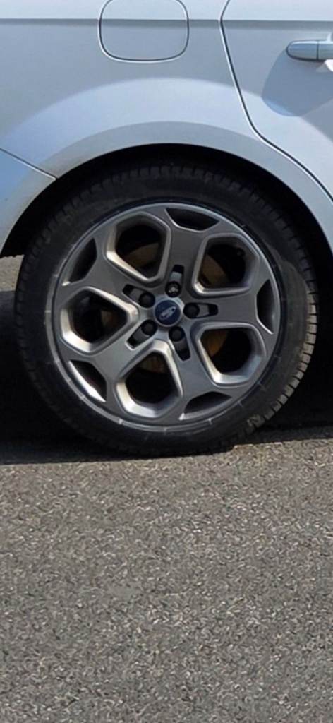 Ford Alloys + Bridgestone Tyres as new