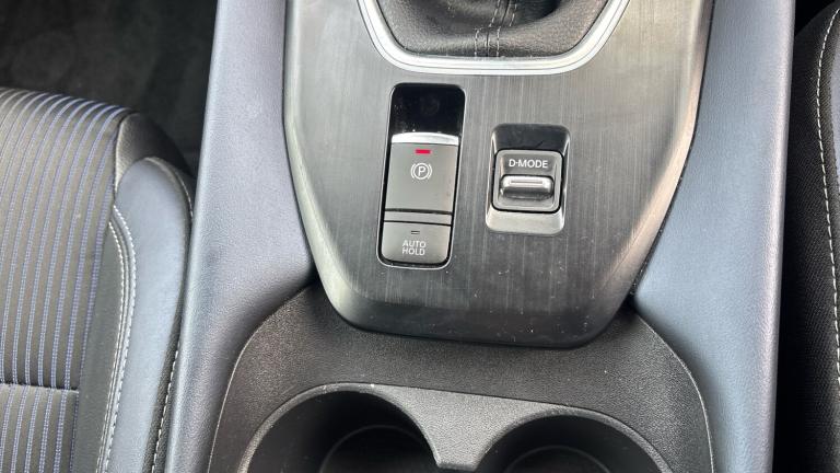 2022 Nissan Qashqai 1.3 DiG-T MH Tekna 5dr Petrol Hatchback Hatchback Petrol Manual