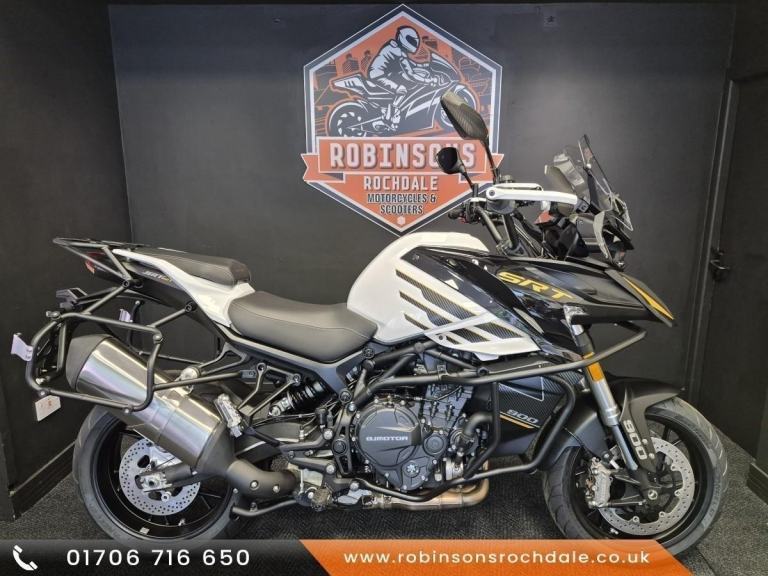 QJMotor SRT 900 S  with free luggage