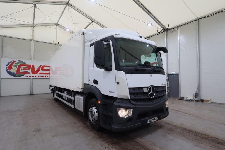 2019 (19 PLATE) Mercedes Benz Antos 1824 4x2 Euro 6 Refrigerated