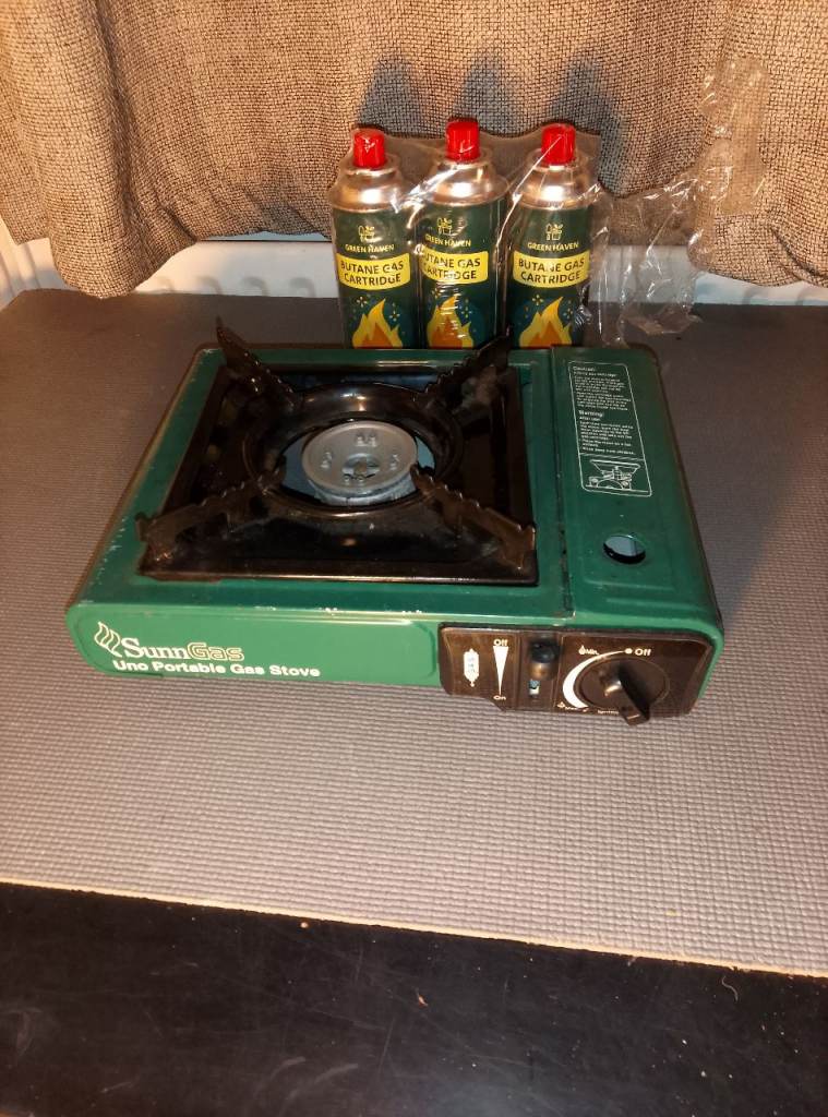 SunnGas Portable Gas Stove with 3 Gas Cannisters
