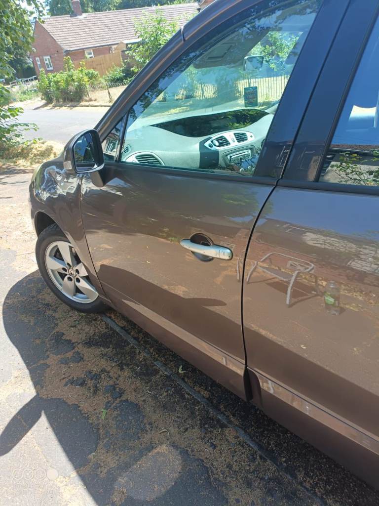 Renault, SCENIC, MPV, 2010, Manual, 1598 (cc), 5 doors