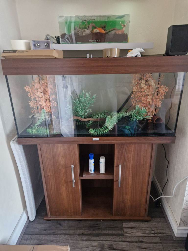 200 litre fluval fish tank