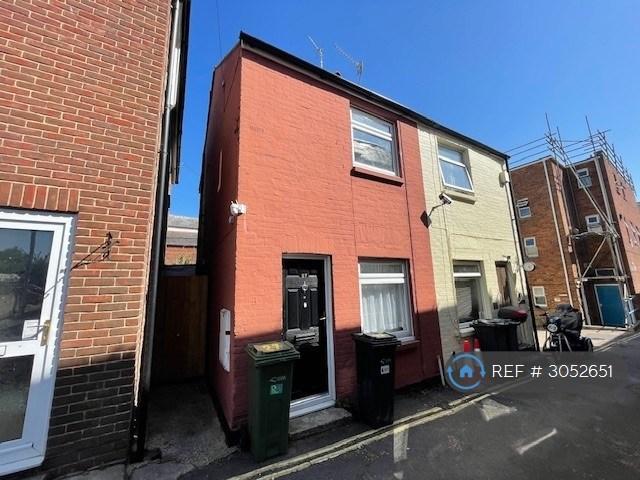 2 bedroom house in Bedworth Place, Ryde, PO33 (2 bed) (#3052651)