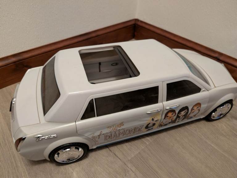Bratz Forever Diamondz Limo