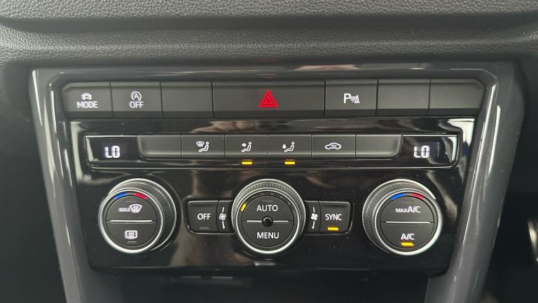 2019 Volkswagen T-Roc 1.5 TSI GPF EVO SEL SUV 5dr Petrol DSG Euro 6 (s/s) (150 ps) - HIGH BEAM AS...