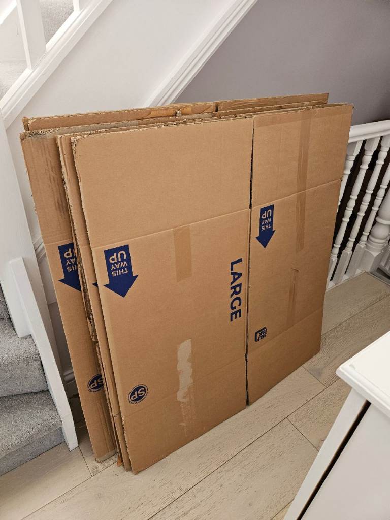 Free moving boxes - various sizes