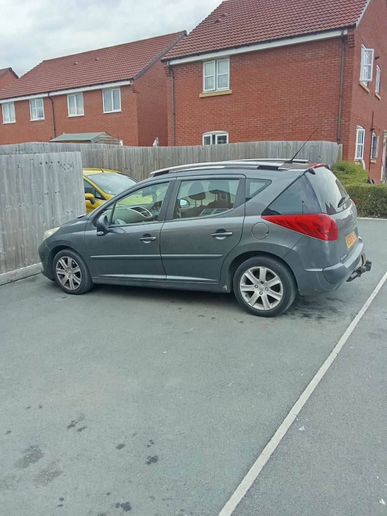 Peugeot, 207, Estate, 2008, Manual, 1560 (cc), 5 doors