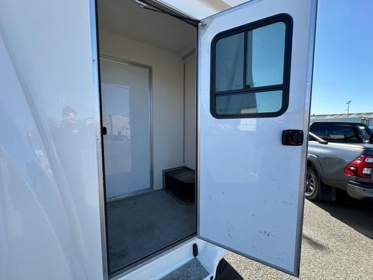 2021 Citroen Relay 2.2 BLUEHDI ENTERPRISE EXHIBITION UNIT PANEL VAN Diesel Manual