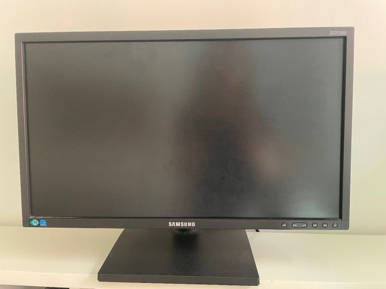 Samsung 22" Full HD Monitor with Fully Adjustable Stand