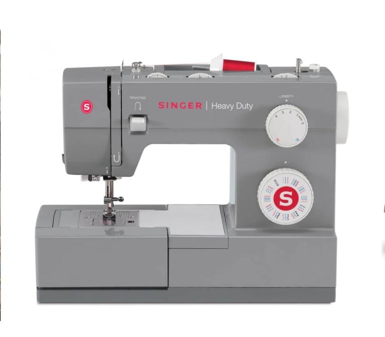 Singer heavy duty sewing machine