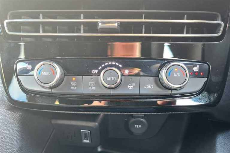 2025 Vauxhall Mokka 1.2 Turbo 136 Griffin 5dr HATCHBACK PETROL Manual