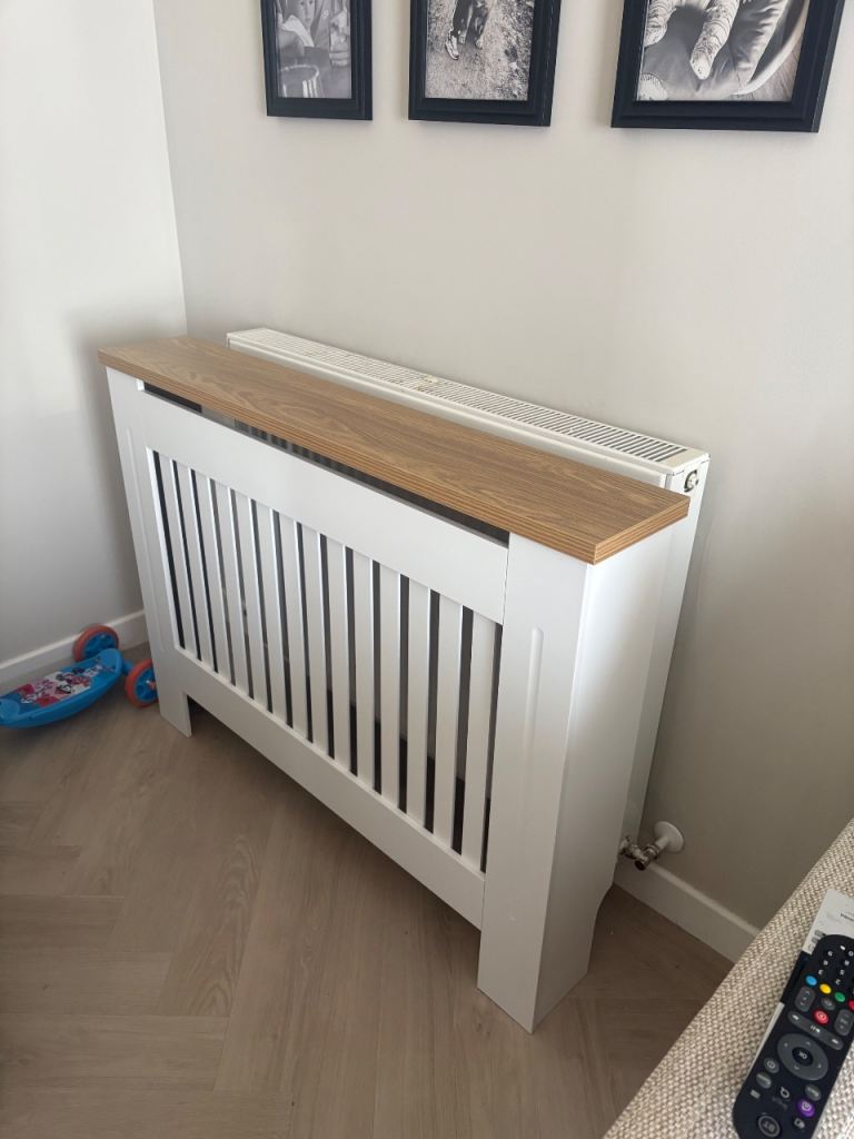 Radiator cover 