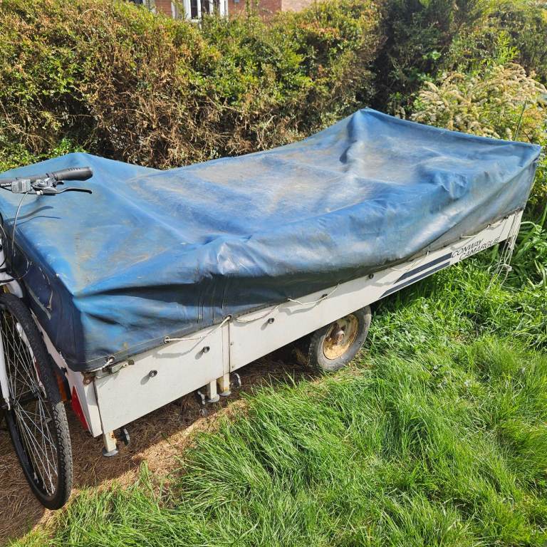 Trailer- bare bones (no tent) 