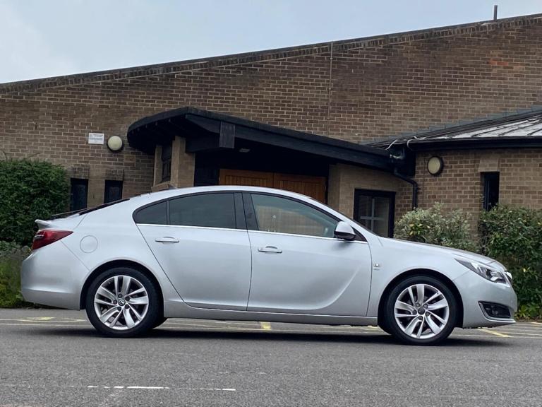 2016 Vauxhall Insignia 1.4i Turbo SRi Nav Euro 6 (s/s) 5dr HATCHBACK Petrol Manual