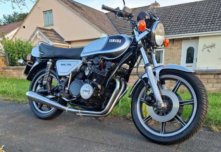 1978 Yamaha XS750 PETROL Manual