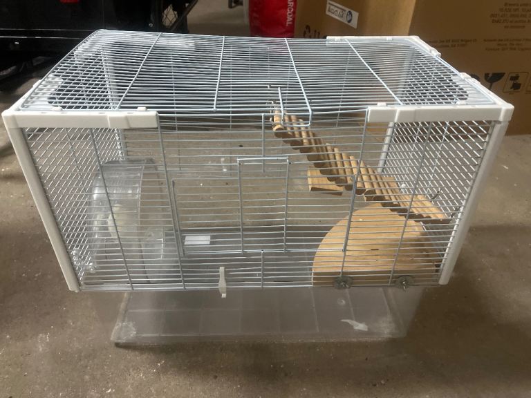 Free: hamster cage