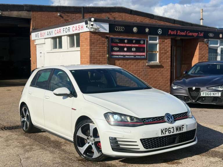 Volkswagen Golf 2.0 TSI BlueMotion Tech GTI DSG Euro 6 (s/s) 5dr Petrol Automatic