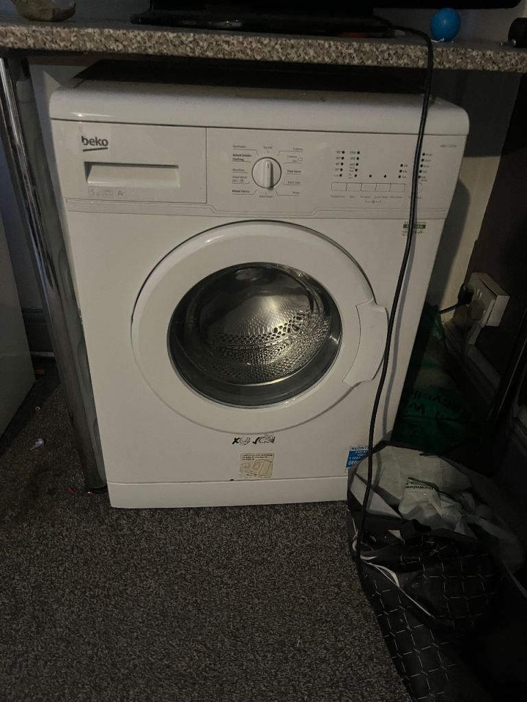 White Beko Freestanding Washing Machine - Good Working Order
