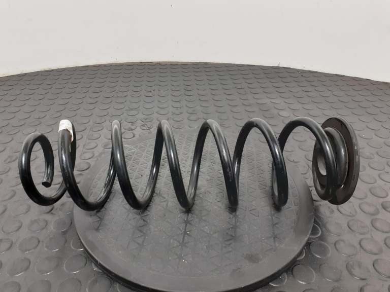 Volkswagen Golf Mk8 2020-2024 Rear Coil Spring 5q0511115
