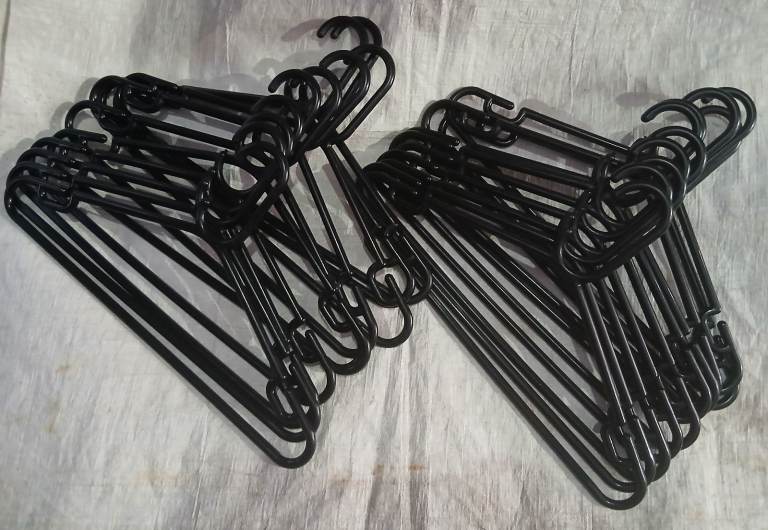 50 strong Morplan Rainbow black plastic clothes coathangers