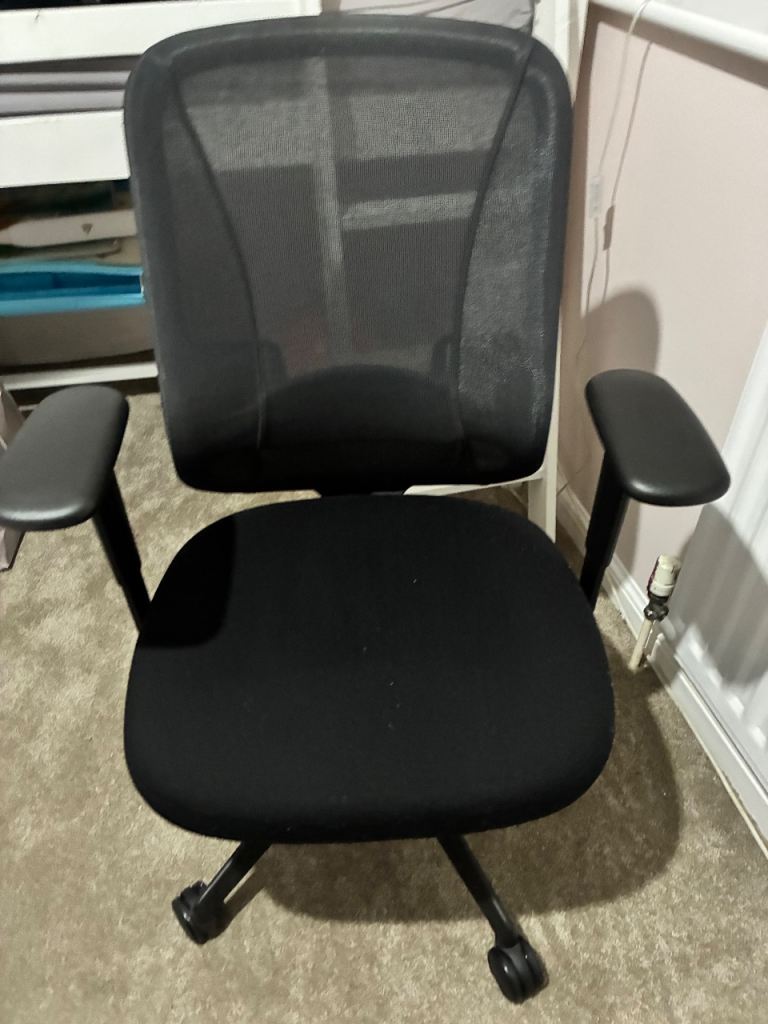 Office chair in good condition 