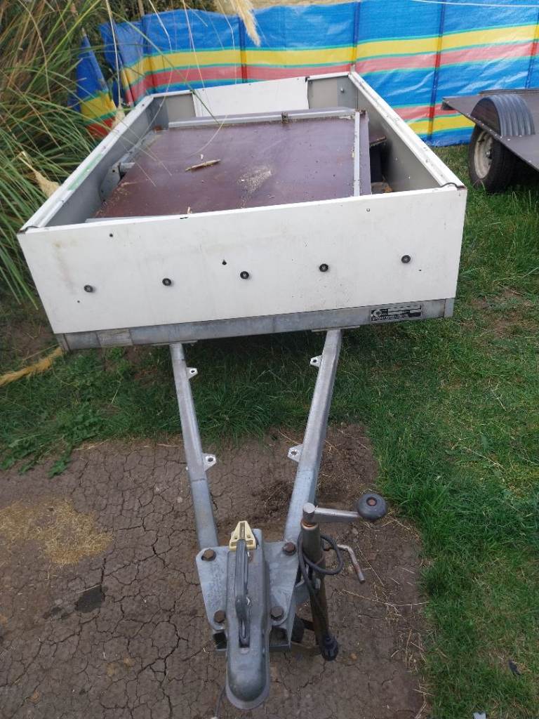 Trailer galvanised  7ft x 46 inches wisth body 