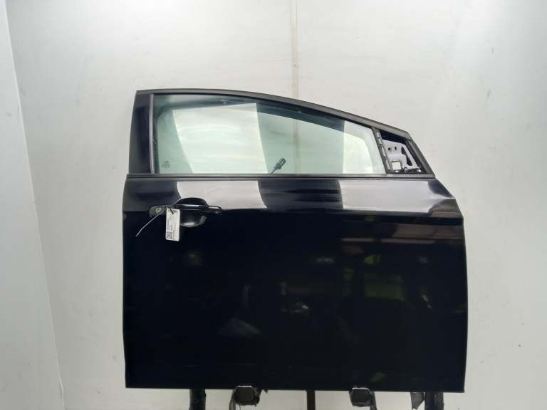 Ford Focus Right Front Door O/S 2010-2018 Shadow Black 5 Door Hatchback 2147844