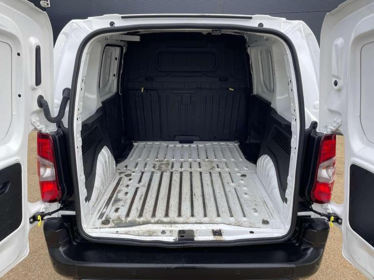 CITROEN BERLINGO 800 50kWh Enterprise M Pro Auto SWB 5dr (7.4kW Charger) 2022