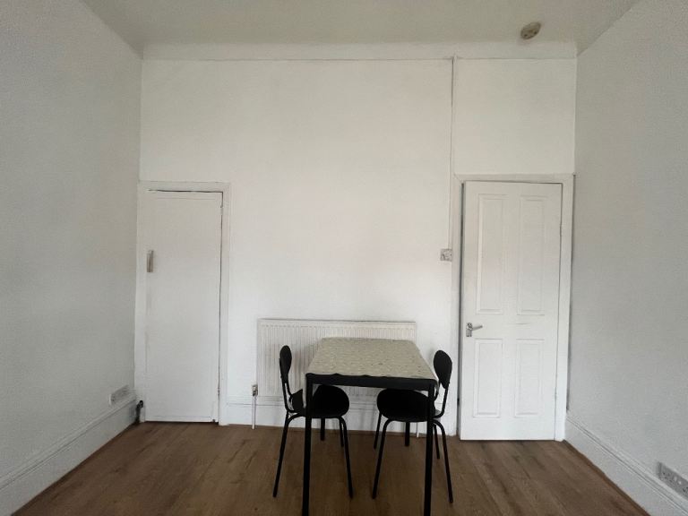 Studio Flat to Rent