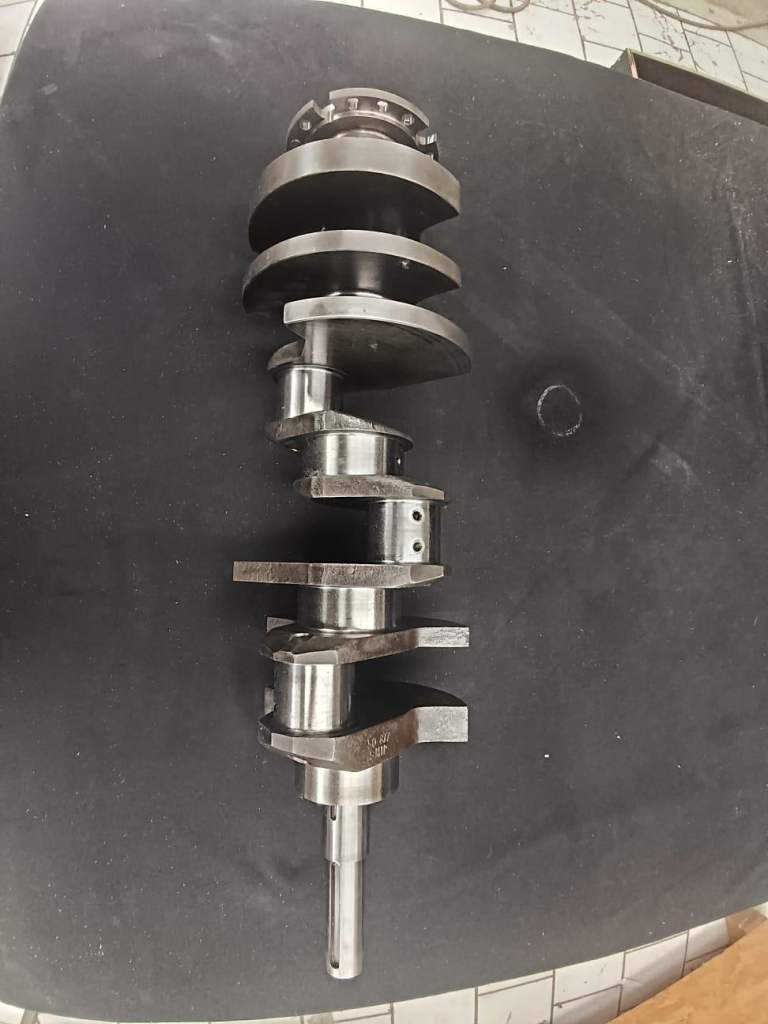 Crankshaft Maserati 8 cyl. 4.2