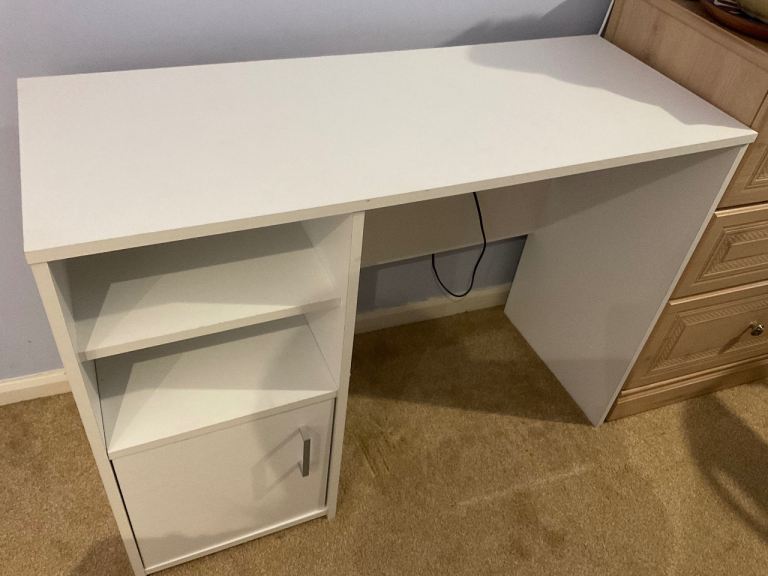 White Desk with Shelves and Cupboard – Good Condition