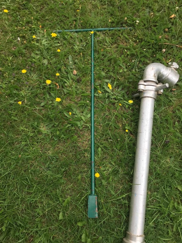 Metal Hose Turn Key Tool - Good for Irrigation