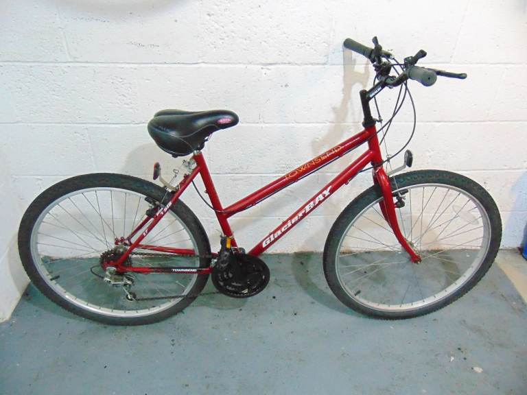 Townsend Glacier Bay (18 inch frame) Mountain Bike (free local delivery)