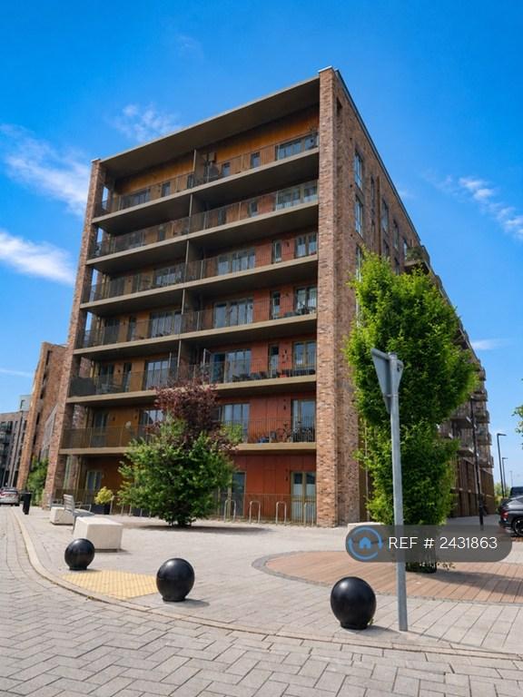 2 bedroom flat in Wharf Road, Chelmsford, CM2 (2 bed) (#2431863)