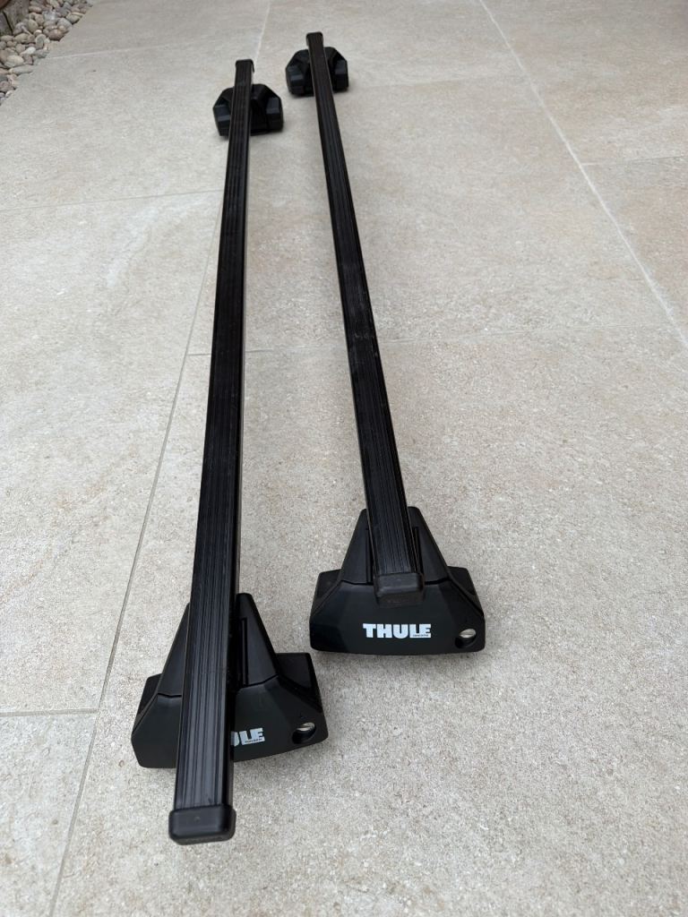Thule Roof Bars with foot pack and fitting kit