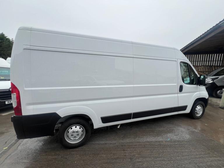 2023 Vauxhall Movano 2.2 Turbo D 140ps H2 Van Prime PANEL VAN Diesel Manual
