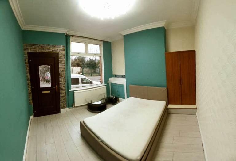 Double room for rent