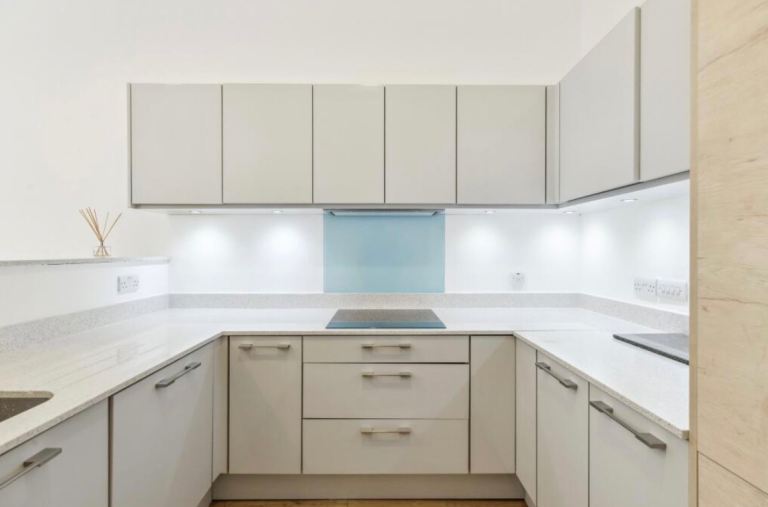 Full Kitchen’s International Kitchen 
