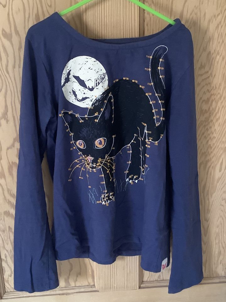 Fatface sweater  Halloween/dress up  Glow in the dark 