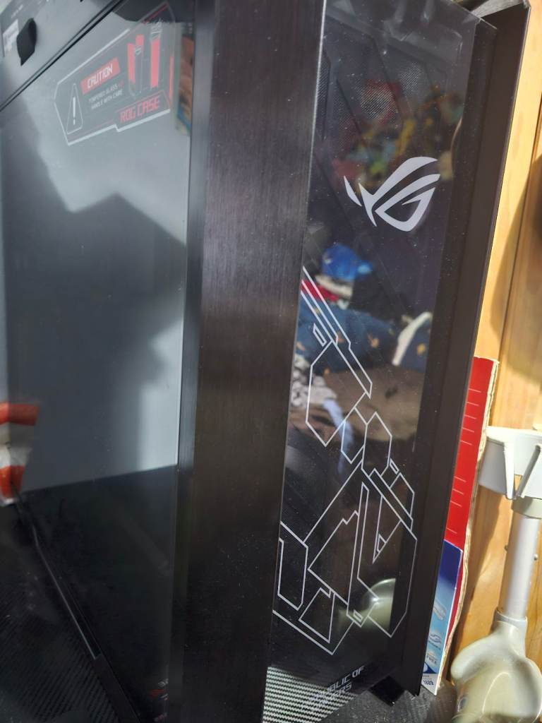 ROG STRIX helios atx tower case