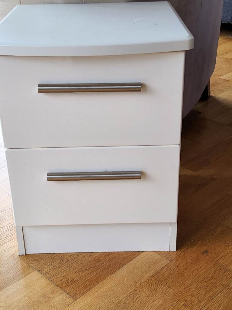 White Bedside Table with Two Drawers – Good Condition